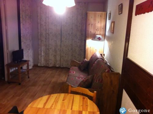 Photo n&deg;6 de :Appartement 2 pi�ces face chaine Mt Blanc,wifi